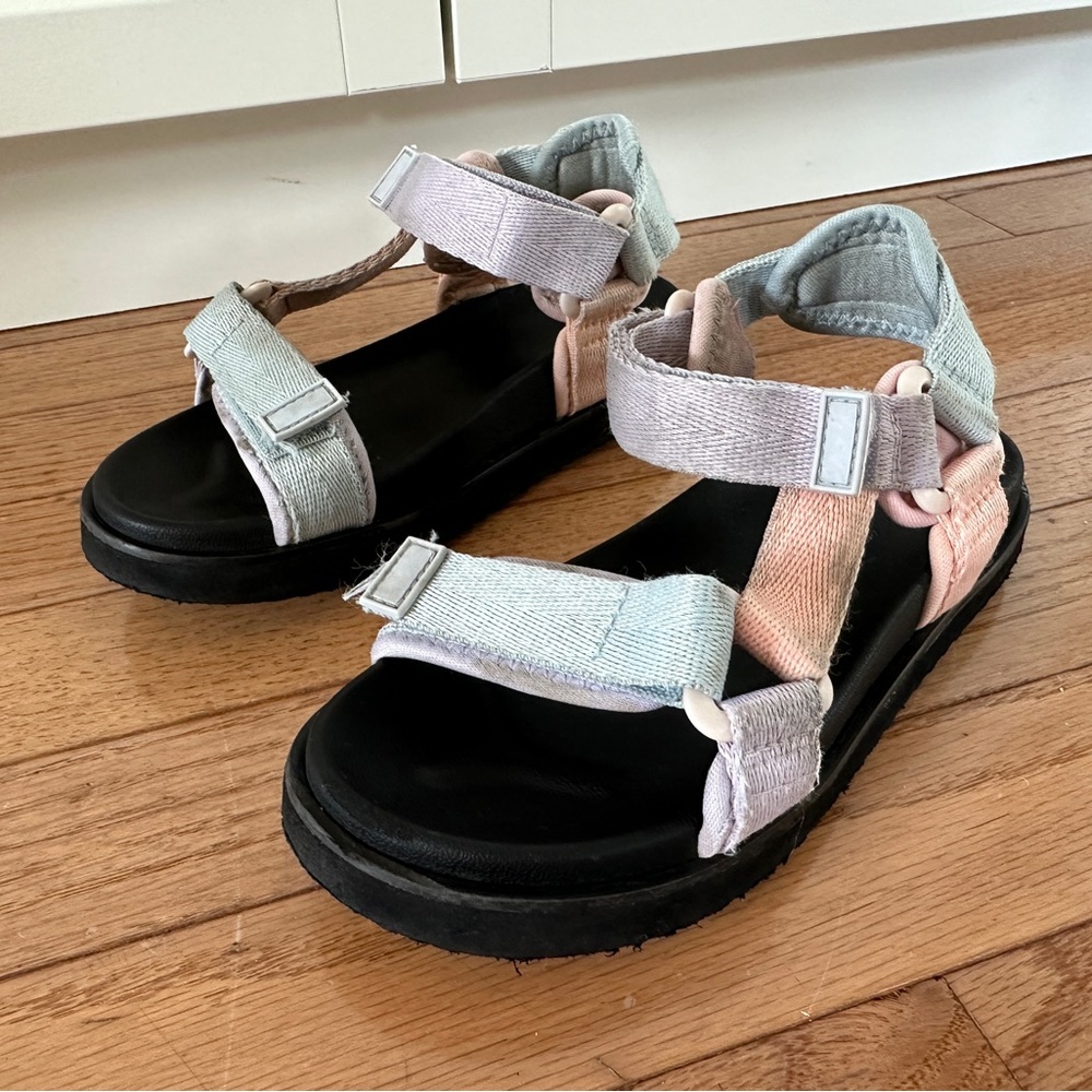 Gap sandal - like a Teva sandals with Velcro closures and grippy sole.